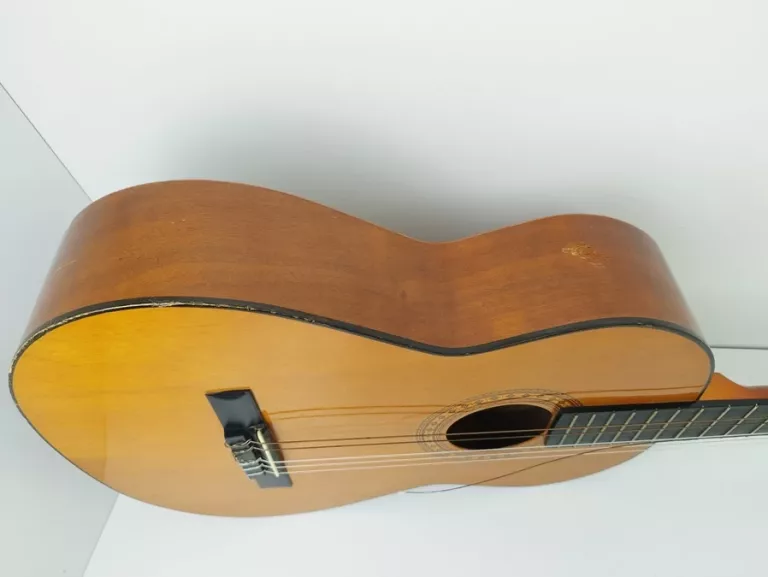GITARA KLASYCZNA ADMIRA PALOMA USZKODZONA