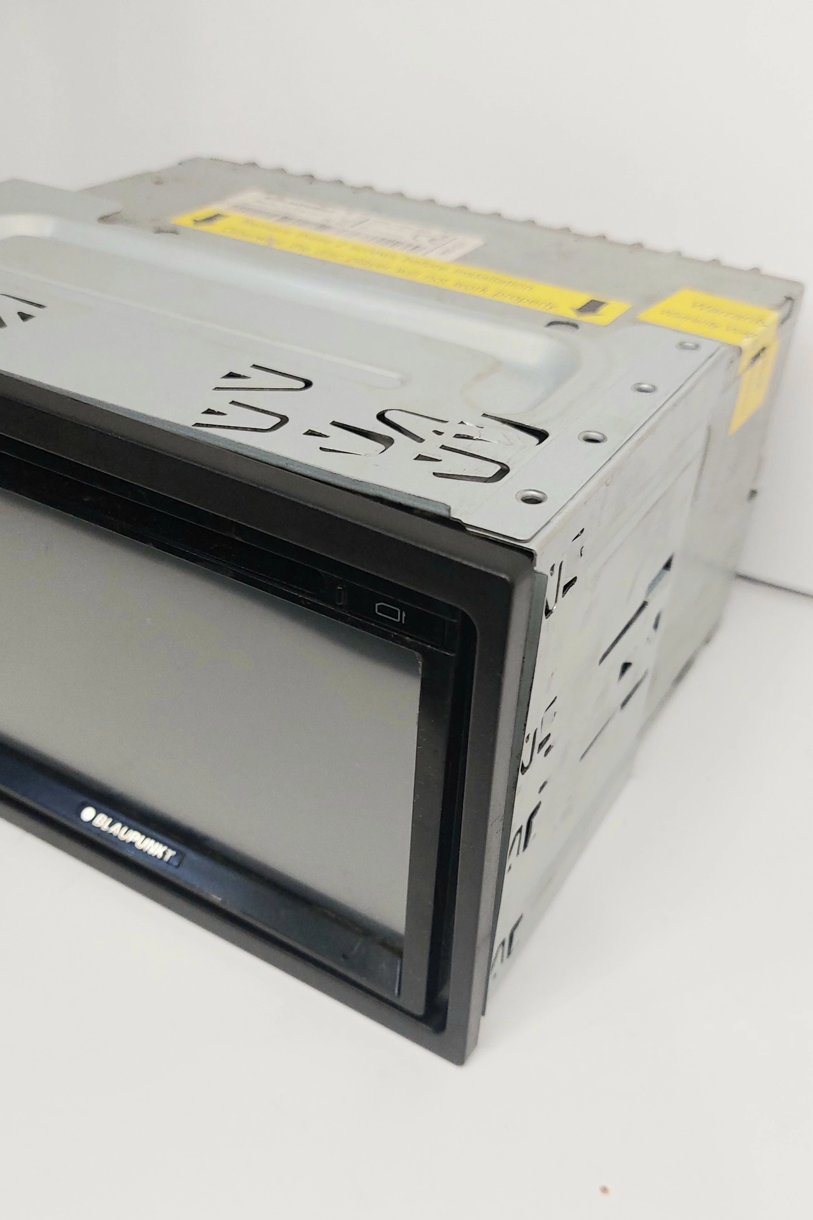 radio-samochodowe-blaupunkt-new-york-800-montaz-2-din