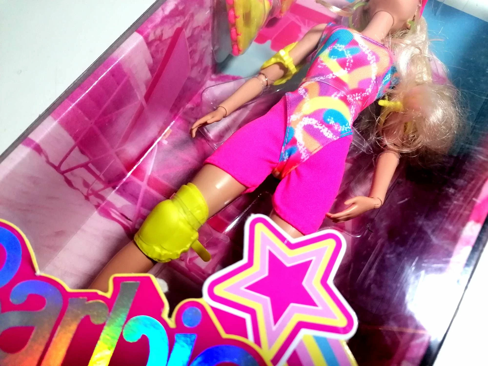 barbie-the-movie-lalka-filmowa-na-rolkach-hrb04-stan-11323-238058