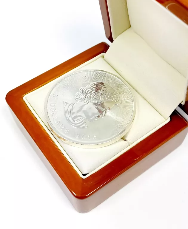 SREBRNA MONETA CANADA, ELIZABETH II, 5 DOLLARS, 2015