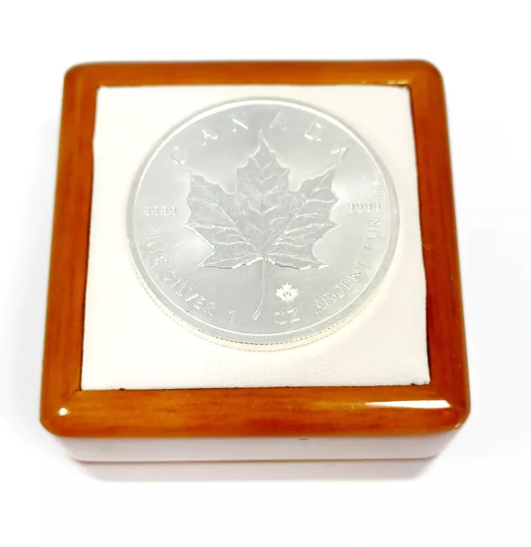 SREBRNA MONETA CANADA, ELIZABETH II, 5 DOLLARS, 2015