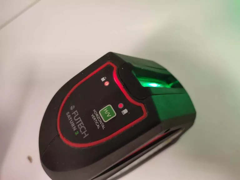 LASER KRZYŻOWY FUTECH SATURN 2 POZIOMICA LASEROWA