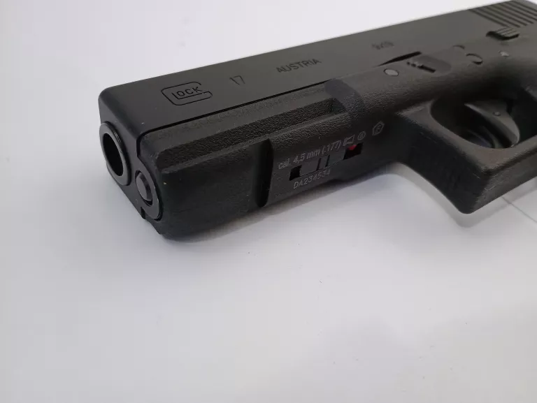 WIATRÓWKA GLOCK 17