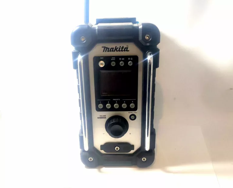 RADIO MAKITA DMR 107 + AKU 5.0AH