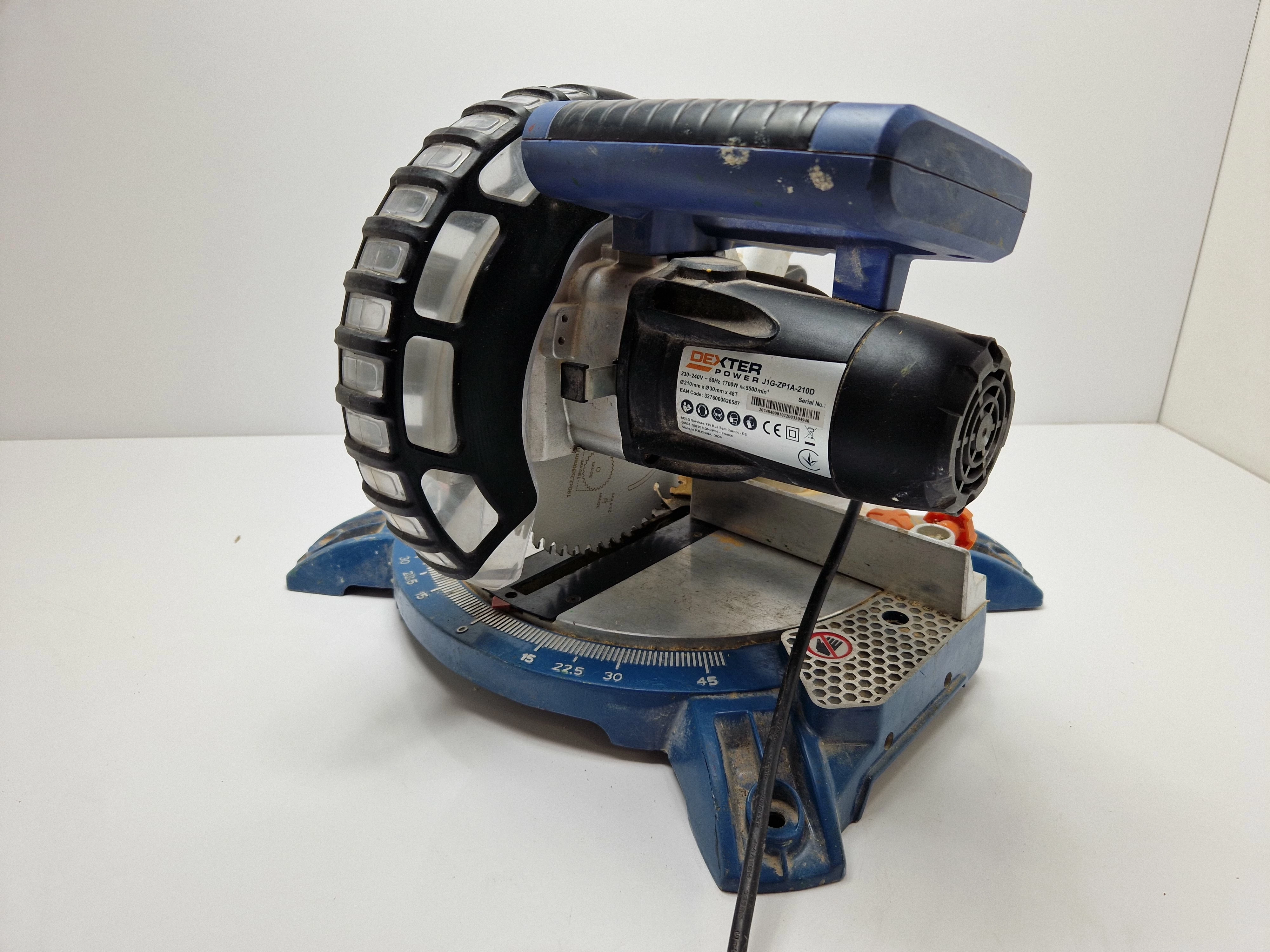 pila-ukosnica-dexter-power-1700-w-210-mm-marka-dexter-power