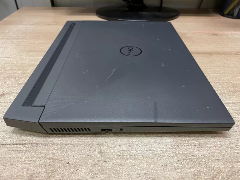 DELL INSPIRON G15 5511 15,6" I5-11260H 16GB / 512GB SSD RTX3050 WIN11