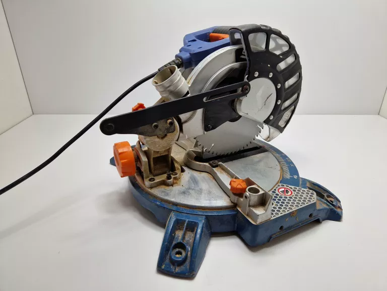 PIŁA UKOŚNICA DEXTER POWER 1700 W 210 MM