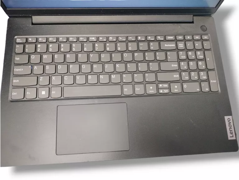 LAPTOP LENOVO V15 G2 ALC 15,6 " AMD RYZEN 3 8 GB / 256 GB