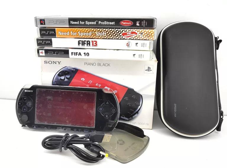 KONSOLA PSP 3004 4 GRY ETUI