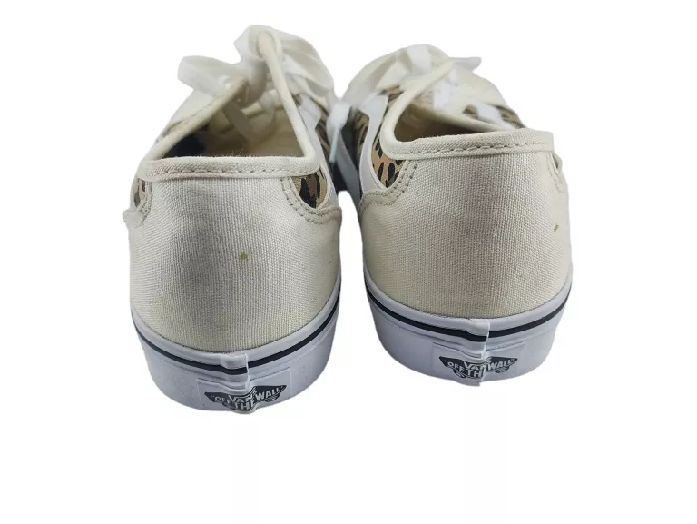 TRAMPKI VANS R.40