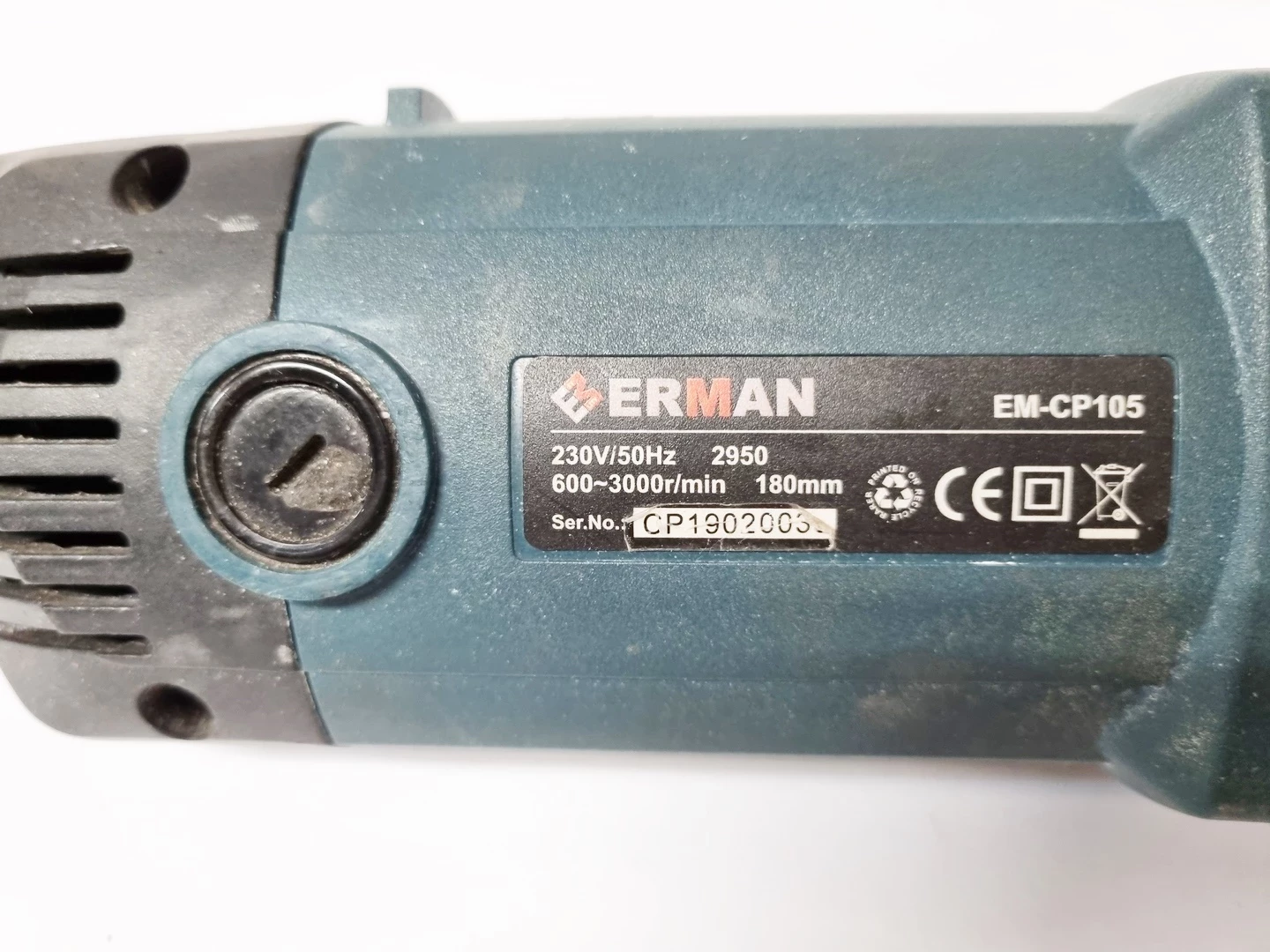 polerka-samochodowa-erman-em-cp105-180mm-2450w-product-id-2a429536-5254-4133-931b-a8e0d894b585