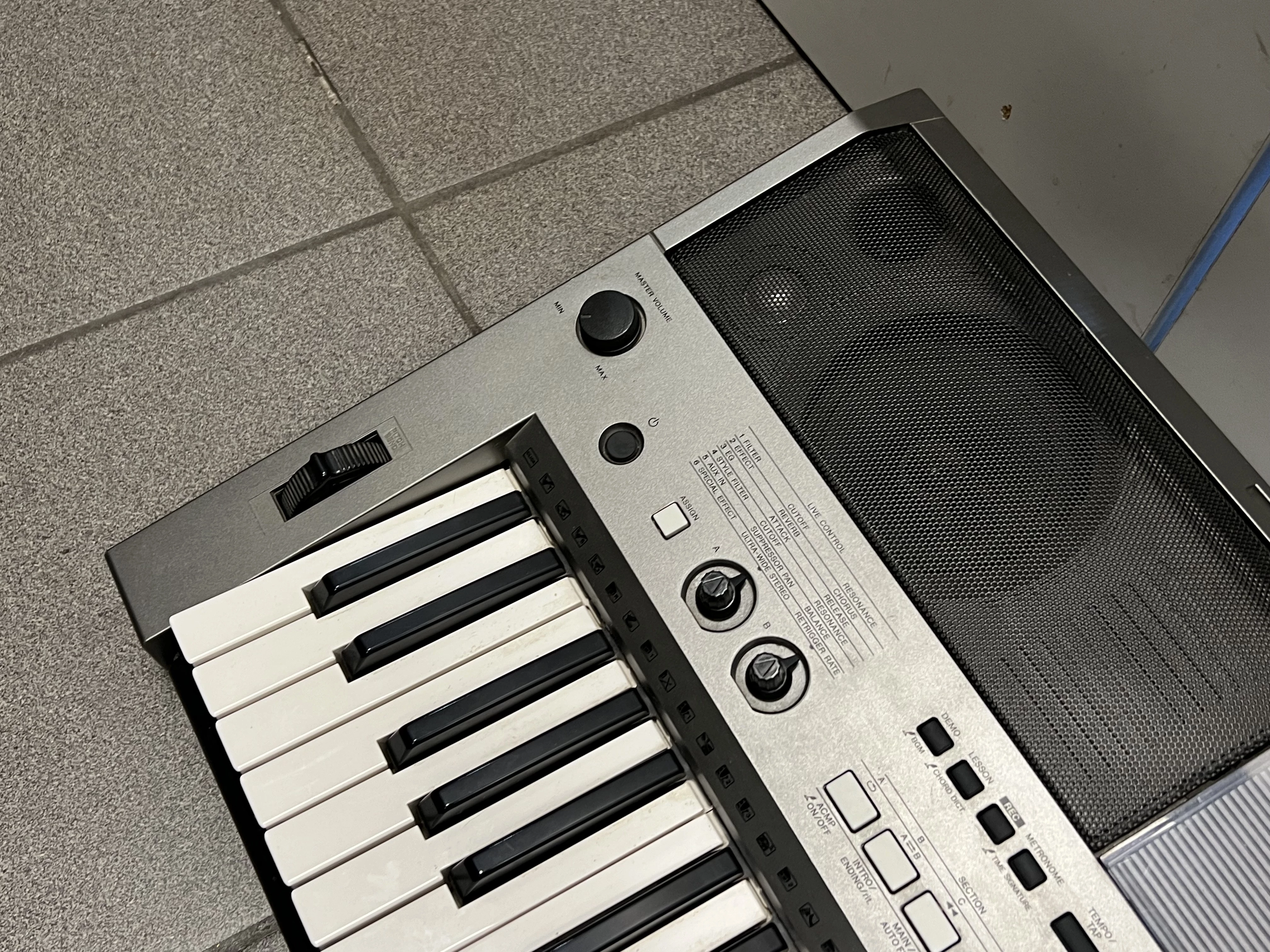 keyboard-yamaha-psr-e443-statyw-stan-uzywany