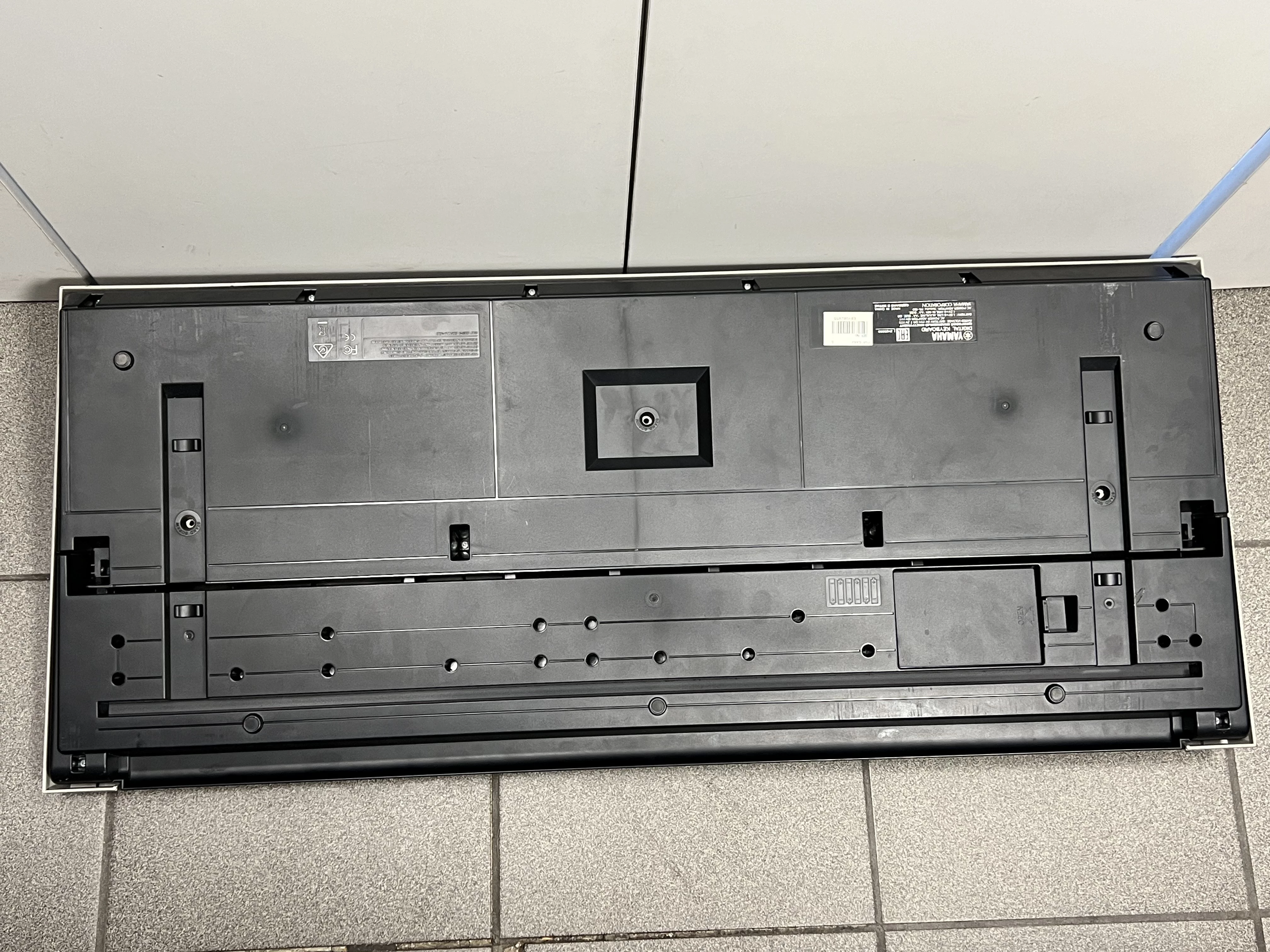 keyboard-yamaha-psr-e443-statyw-model-psr-e443