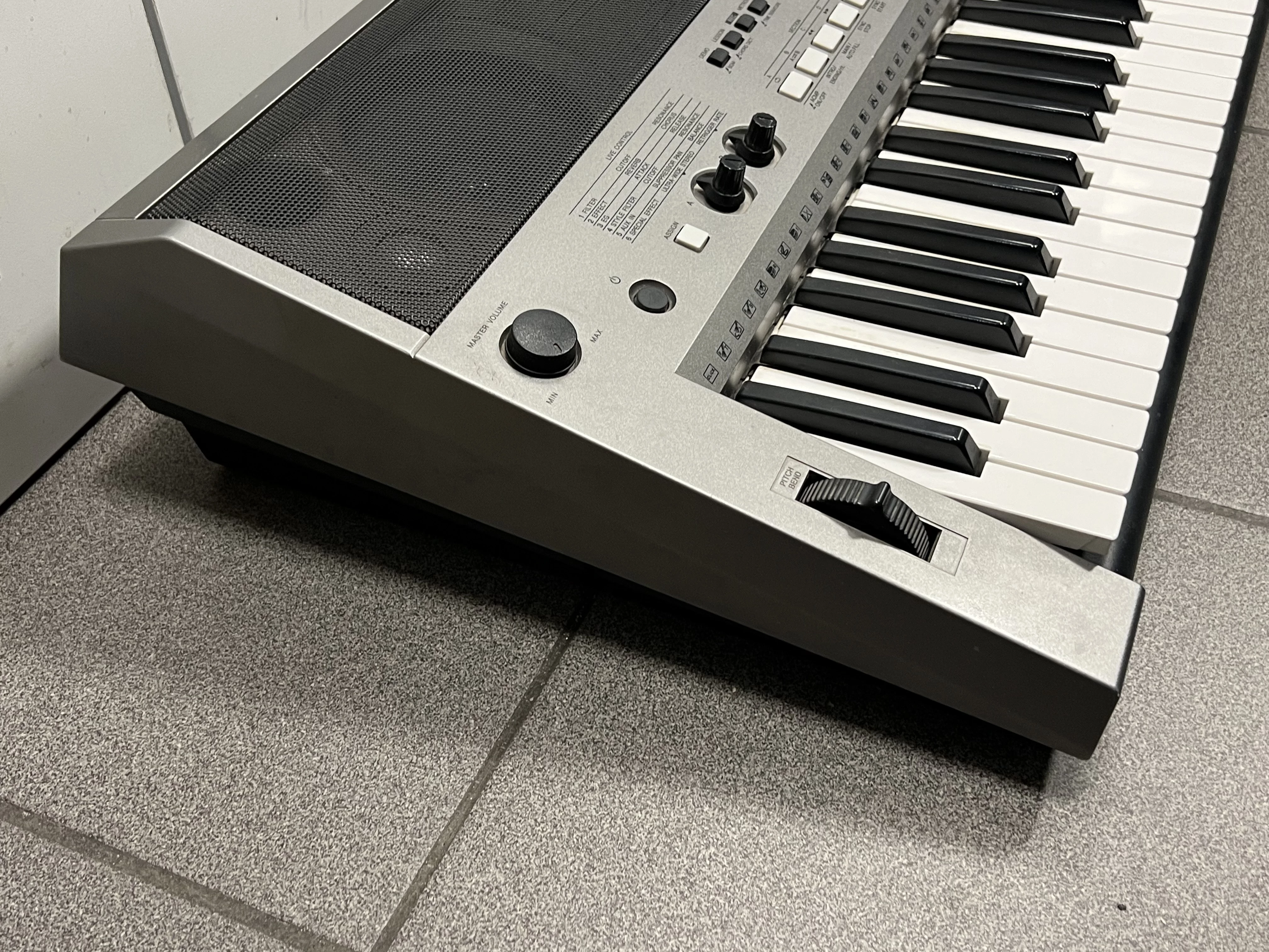 keyboard-yamaha-psr-e443-statyw-marka-yamaha