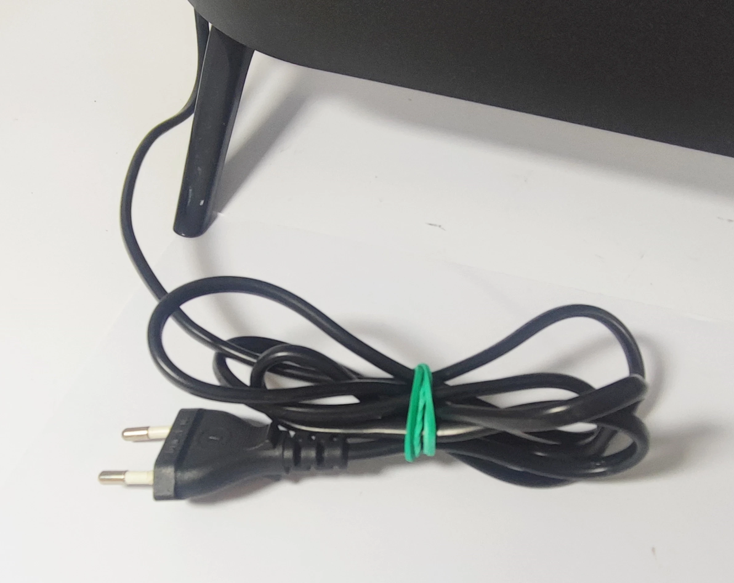 telewizor-thomson-24hd3201-pilot-format-hd-hd-ready