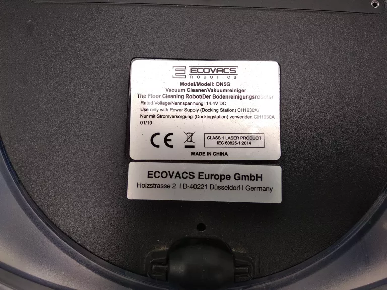 ROBOT SPRZĄTAJĄCY ECOVACS DEEBOT OZMO 900 BIAŁY