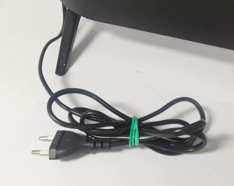 TELEWIZOR THOMSON 24HD3201 + PILOT
