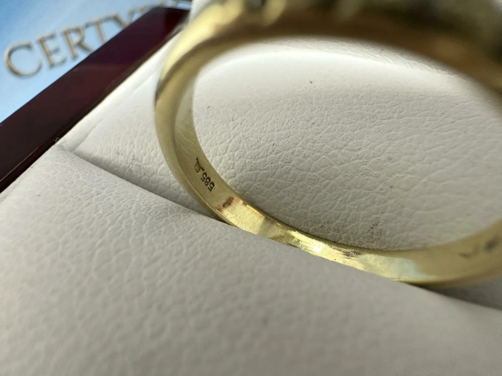 pierscionek-z-diamentami-585-w-216-r-10-kamien-17088-8388608