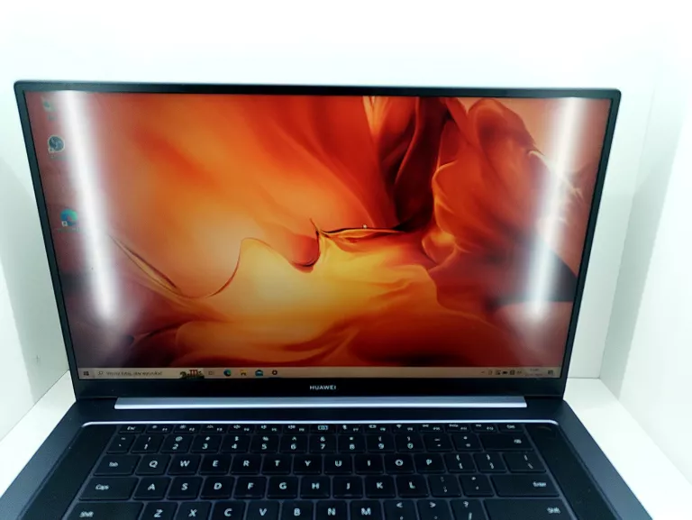LAPTOP HUAWEI MATEBOOK D16 AMD RYZEN 5 512SSD16GB RADEON