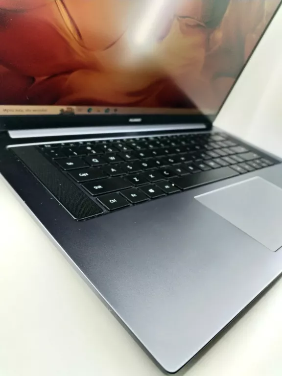 LAPTOP HUAWEI MATEBOOK D16 AMD RYZEN 5 512SSD16GB RADEON