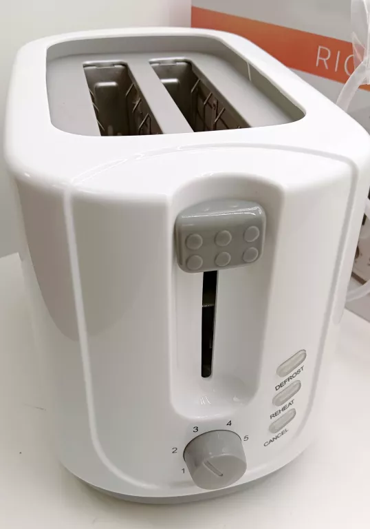 toster-ricco-rt-77-pudelko-kolor-dominujacy-bialy