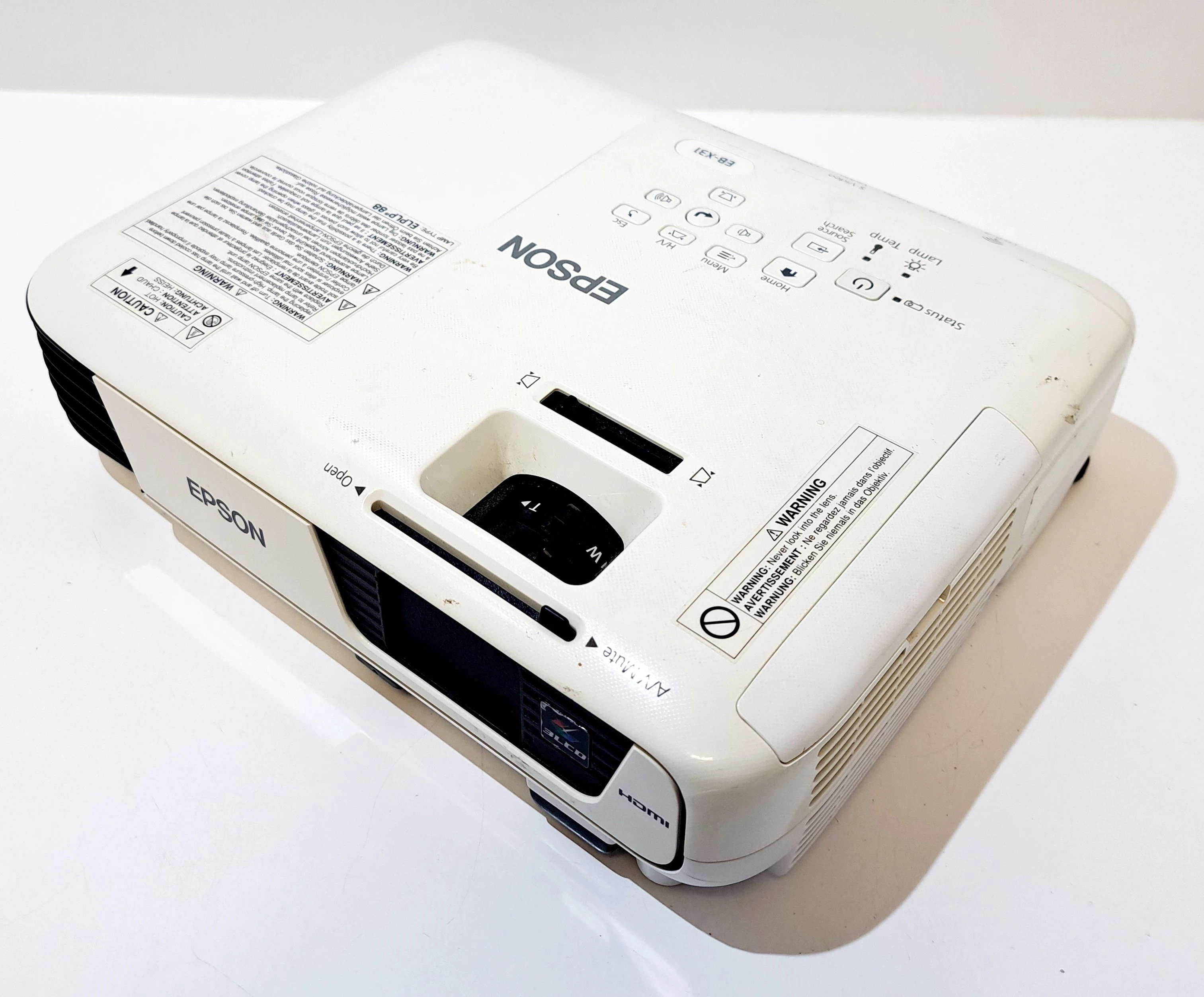 projektor-epson-h720b-kolor-bialy