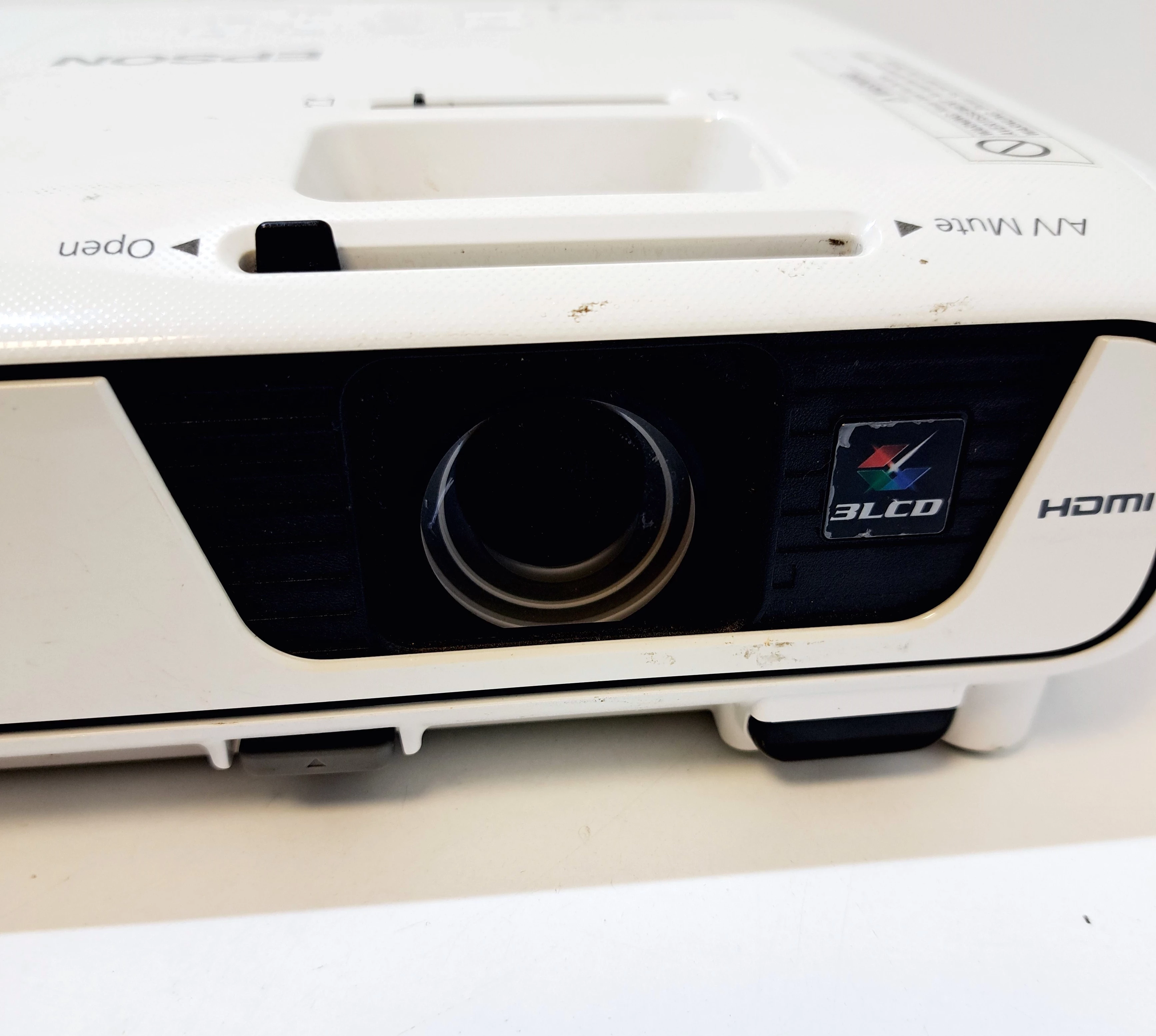 projektor-epson-h720b-ean-gtin-59019480