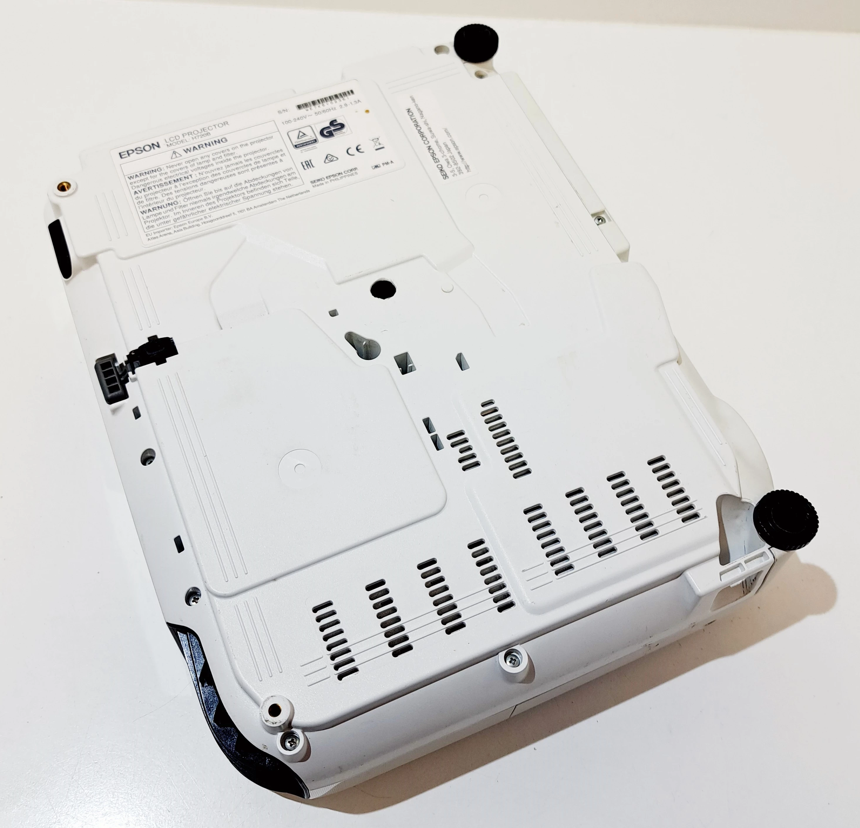 projektor-epson-h720b-rozdzielczosc-podstawowa-px-800-x-600