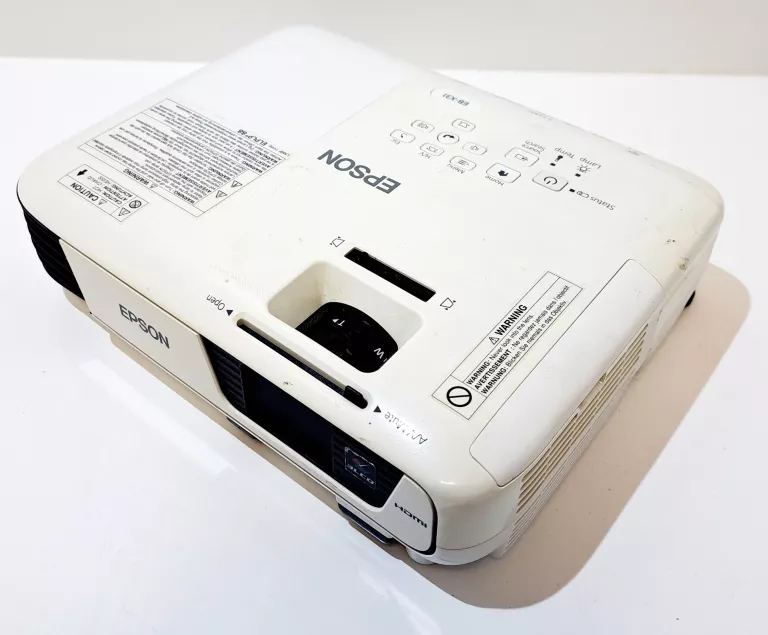 projektor-epson-h720b-kolor-bialy