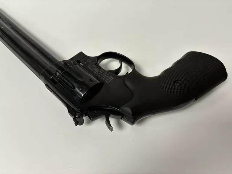 REWOLWER WIATRÓWKA SMITH & WESSON 586 8"