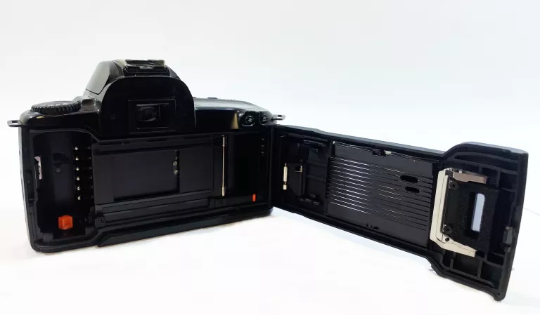 aparat-canon-eos-500-sigma-zoom-75-300mm-35-45-stan-uzywany