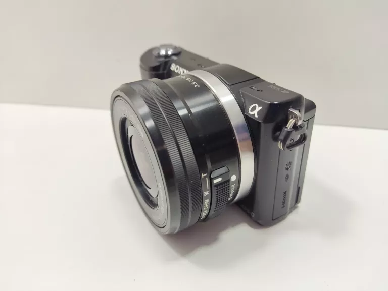 APARAT FOTOGRAFICZNY SONY ALPHA A5000 KORPUS + OBIEKTYW PRZEBIEG 6320