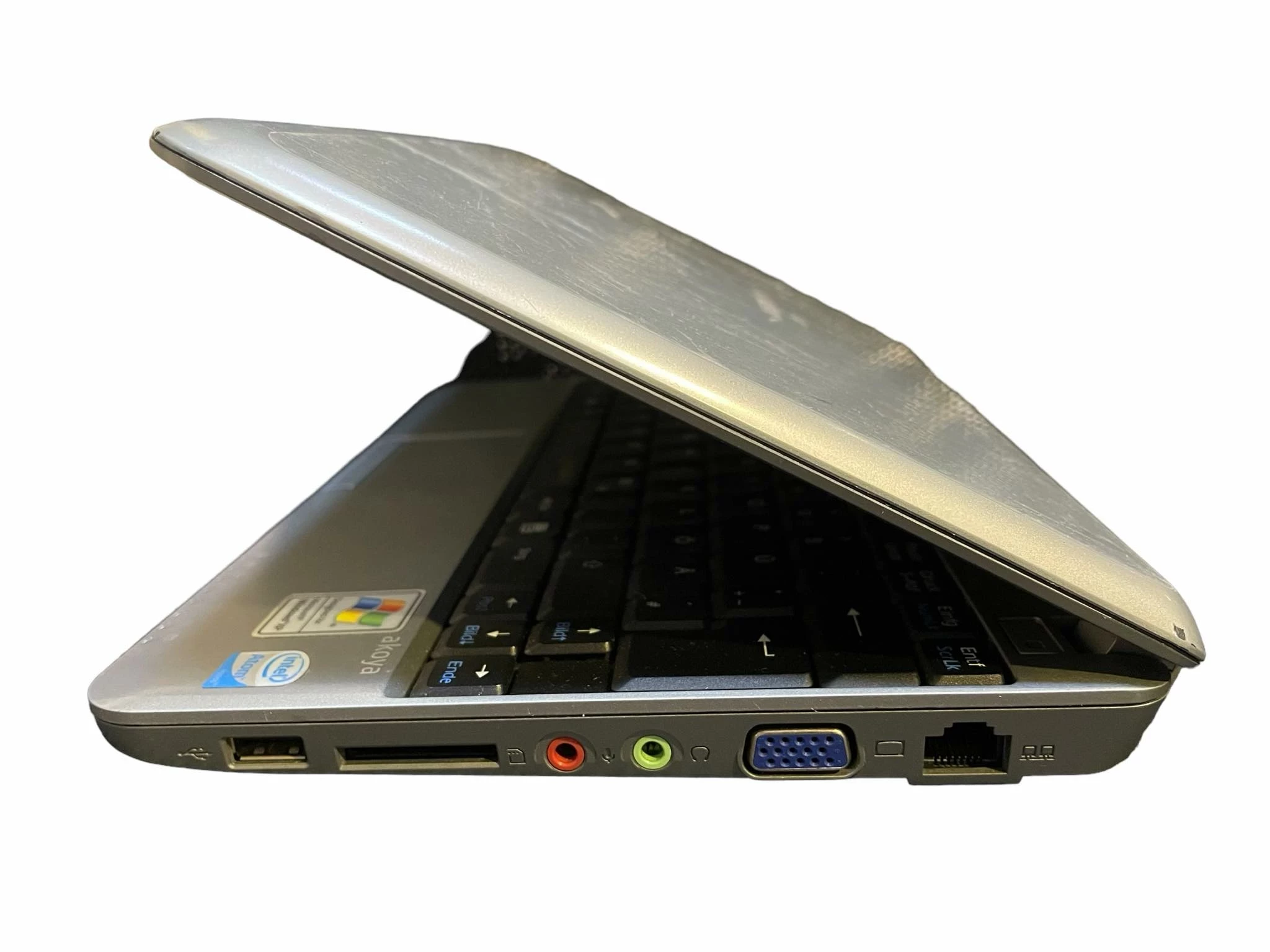 laptop-medion-akoya-e1212-ladowarka-opis-przekatna-ekranu-15