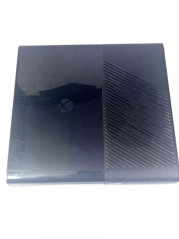 KONSOLA XBOX 360 KINECT