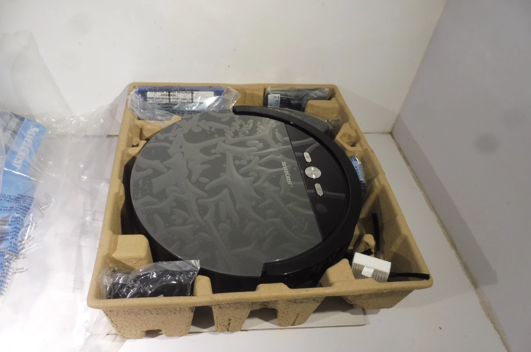 SILVERCREST ROBOT VACUUM CLEANER PUD Roboty sprzątające Loombard.pl