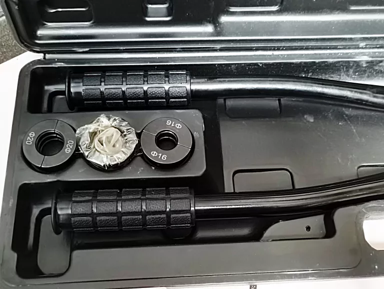 praska-zaciskarka-do-rur-pex-al-pexokazja-stan-uzywany