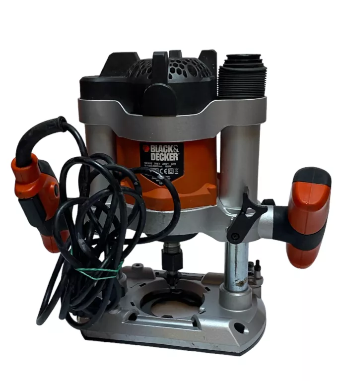 FREZARKA GÓRNOWRZECIONOWA BLACK DECKER KW1600E / WALIZKA