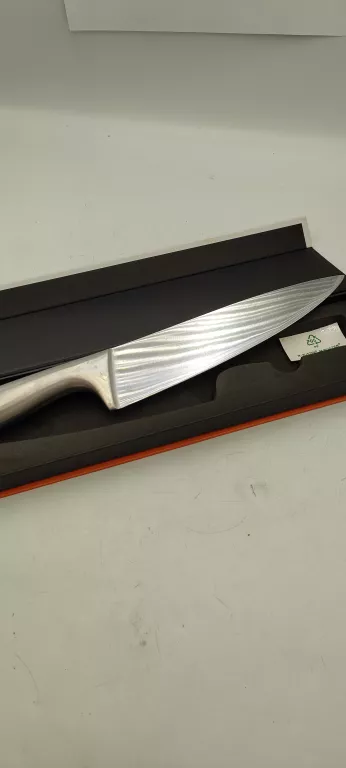 noz-szefa-kuchni-kuchnia-lidla-przeznaczenie-do-siekania