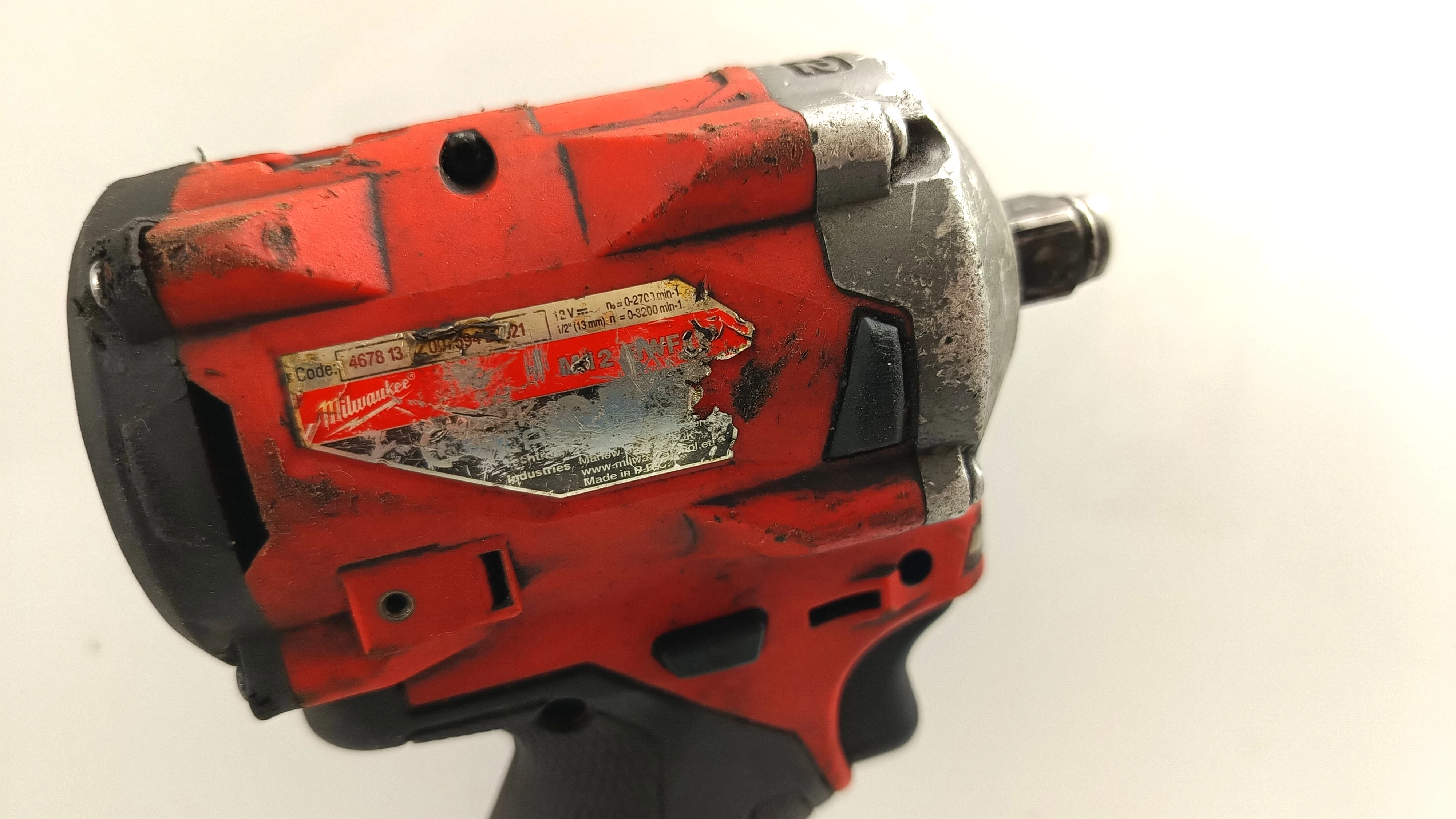 klucz-udarowy-milwaukee-m12-ean-gtin-4058546225582