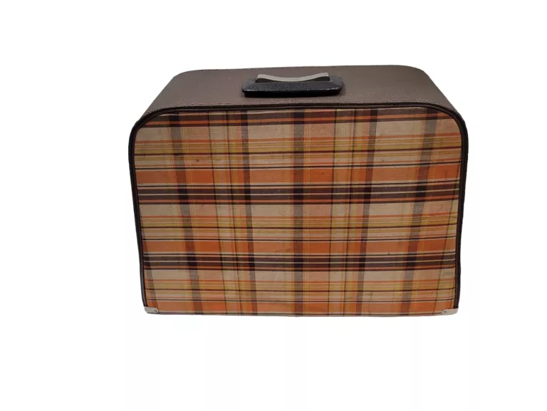 maszyna-do-szycia-lucznik-finesse-466-uszkodzona-marka-bez-marki