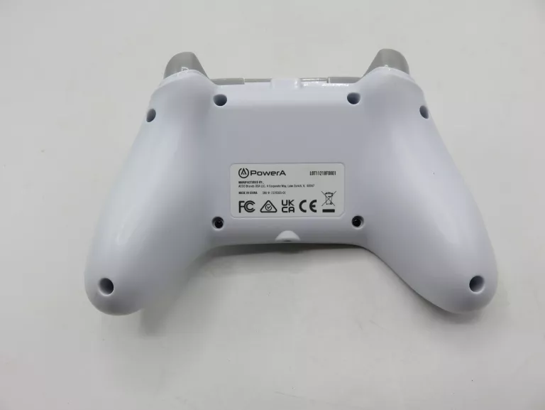 PAD DO XBOX ONE PRZEWODOWY POWERA Z GWARANCJĄ