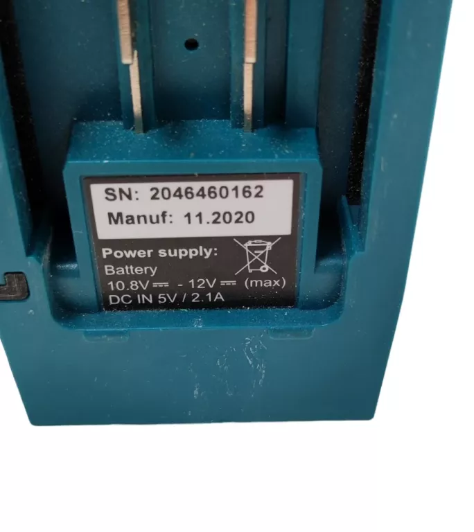 LASER KRZYŻOWY MAKITA SK105D + BATERIA + ŁADOWARKA + TORBA
