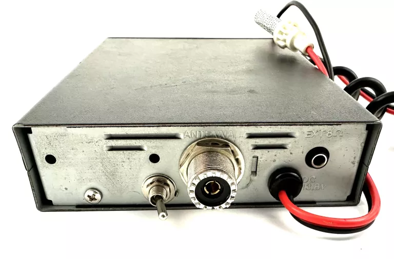 CB RADIO SUNKER ELITE ONE 40 +ANTENA