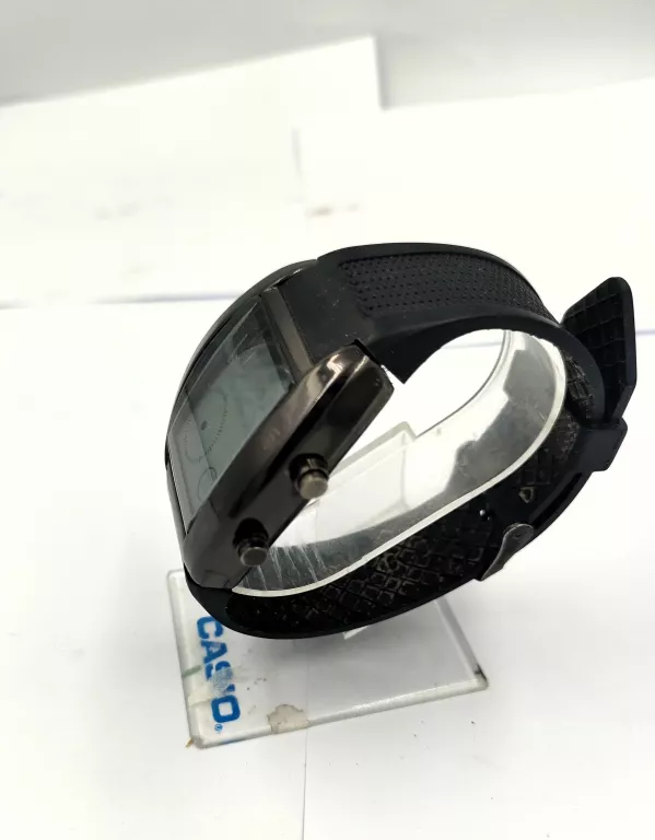 zegarek-nareczny-elektronik-nn-stan-uzywany