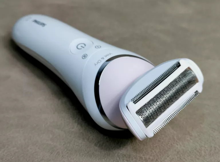 PHILIPS EPILATOR 8000 BRE710/00 ZESTAW IDEAŁ, Depilatory