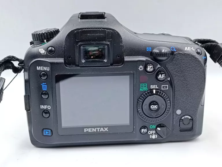APARAT PENTAX K10D Z OBIEKTYWEM