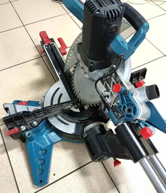 pila-ukosnica-erbauer-emis254s-1800w-ean-gtin-4792689932319