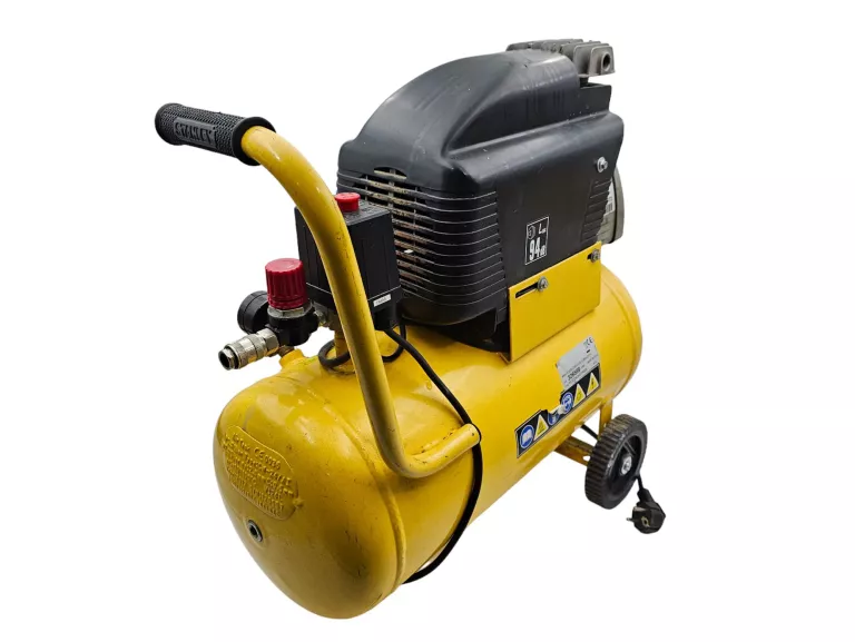 kompresor-olejowy-stanley-d210824-24-l-8-bar-moc-kw-15