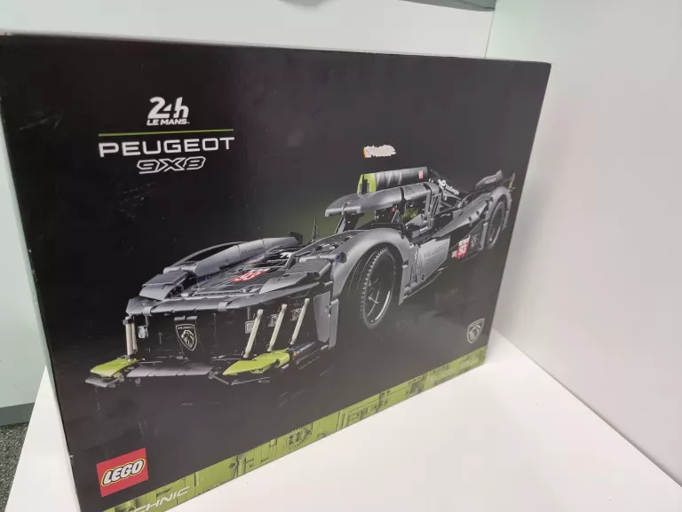 LEGO TECHNIC PEUGEOT 9X8 24H LE MANS HYBRID HYPERCAR (42156)