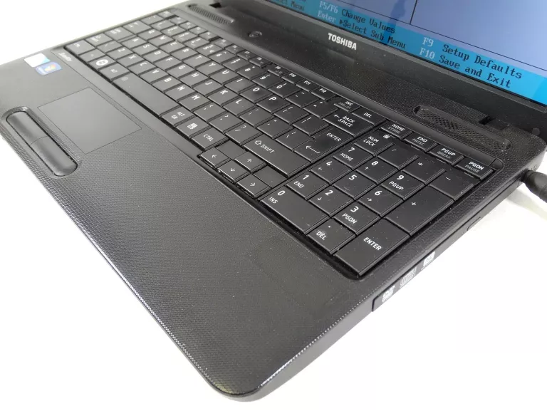 LAPTOP TOSHIBA SATELLITE C650-122+ŁADOWARKA OPIS!!